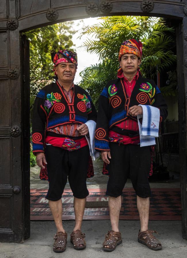 Hotel Museo Mayan Inn Chichicastenango Exterior photo